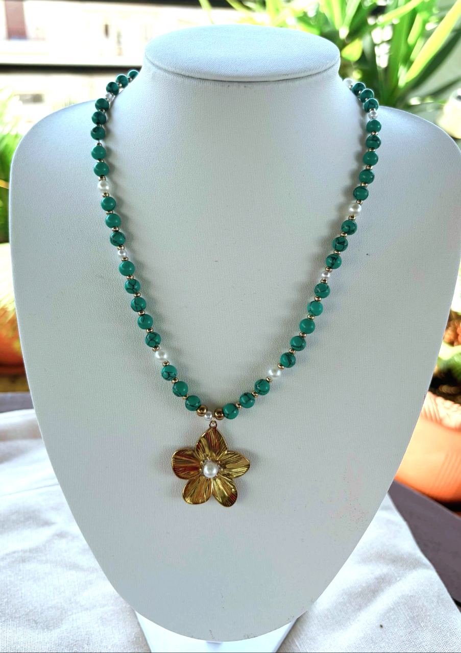 Paros Necklace ✨